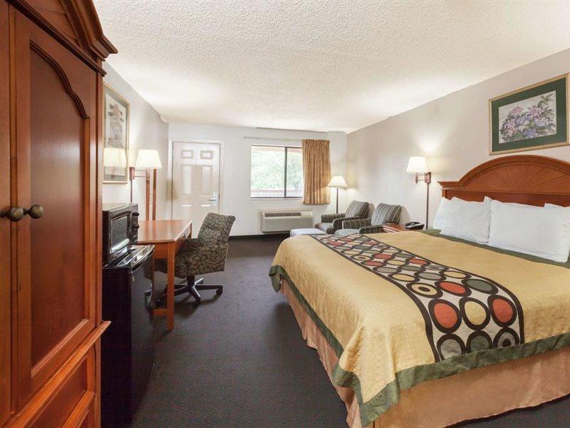 ホテル Super 8 By Wyndham Arlington East エクステリア 写真